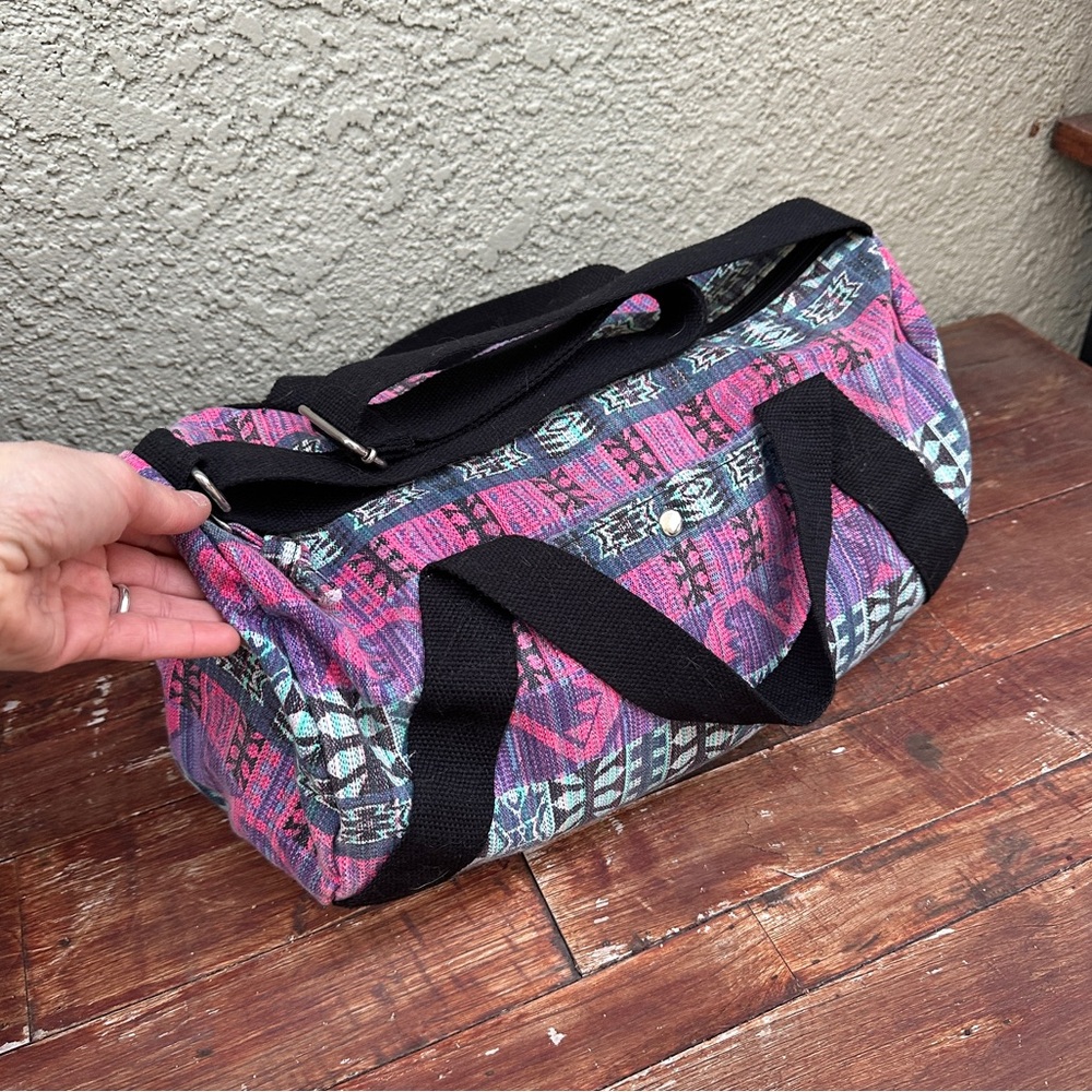 Small Duffle Bag - Picture 3 of 6